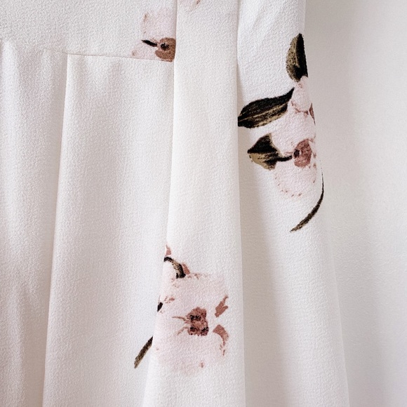 Dynamite - white floral print dress - Picture 3 of 5